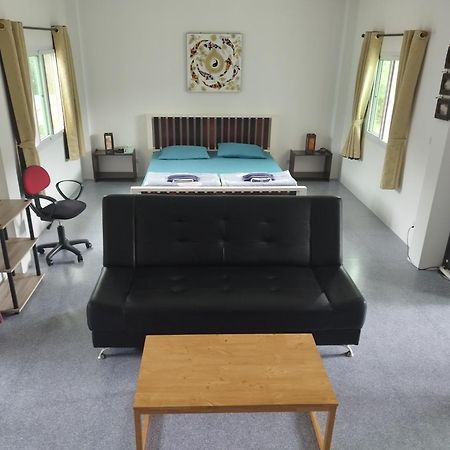 Appartement Palm Garden House à Ko Lanta Extérieur photo