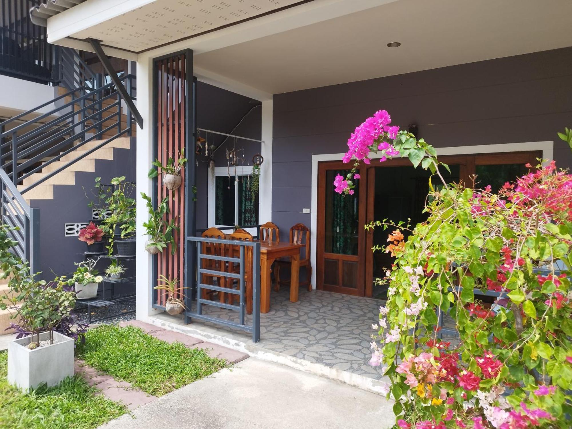 Appartement Palm Garden House à Ko Lanta Extérieur photo